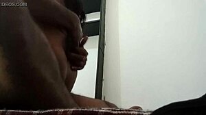 Čierna dvojica z univerzity si užíva amatérsky sex v ubytovni